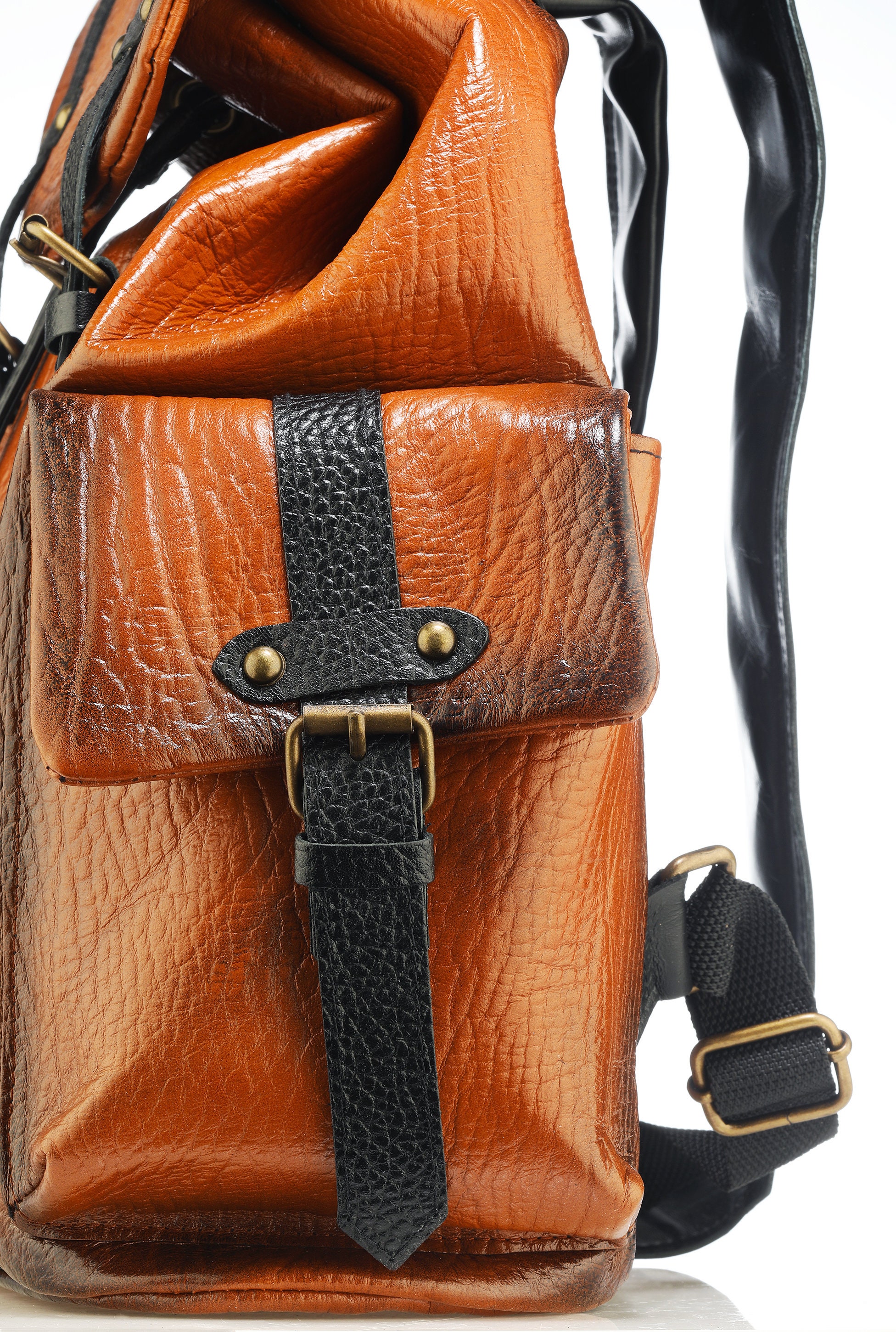 Kiboots Tan and Multicolor Leather Backpack Backpack - Coyote Tan – BURLEBO main image 2