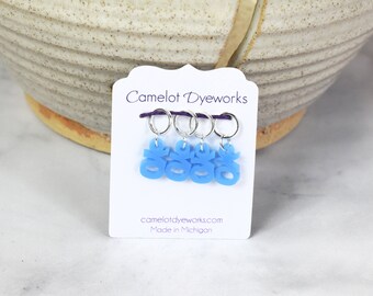 Set of 4 Stitch Markers, YO, Laser Engraved Acrylic Stitch Markers, Yarn Over Increase Stitch Markers - Blue