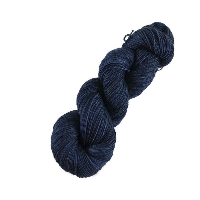 Merino Nylon sock yarn fingering weight yarn 7525 Superwash MerinoNylon wool sock yarn blue Sock Yarn Navy superwash merino