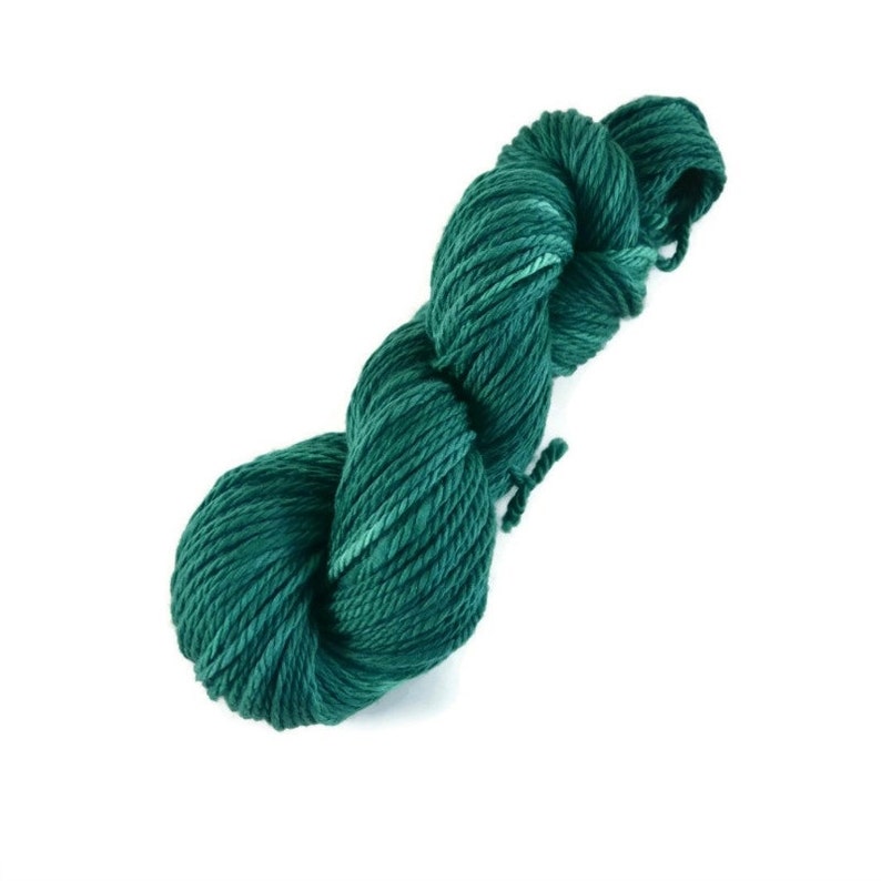 bulky merino Merino yarn green yarn bulky weight yarn superwash merino yarn chunky yarn green 100/% Merino Emerald Bulky Yarn