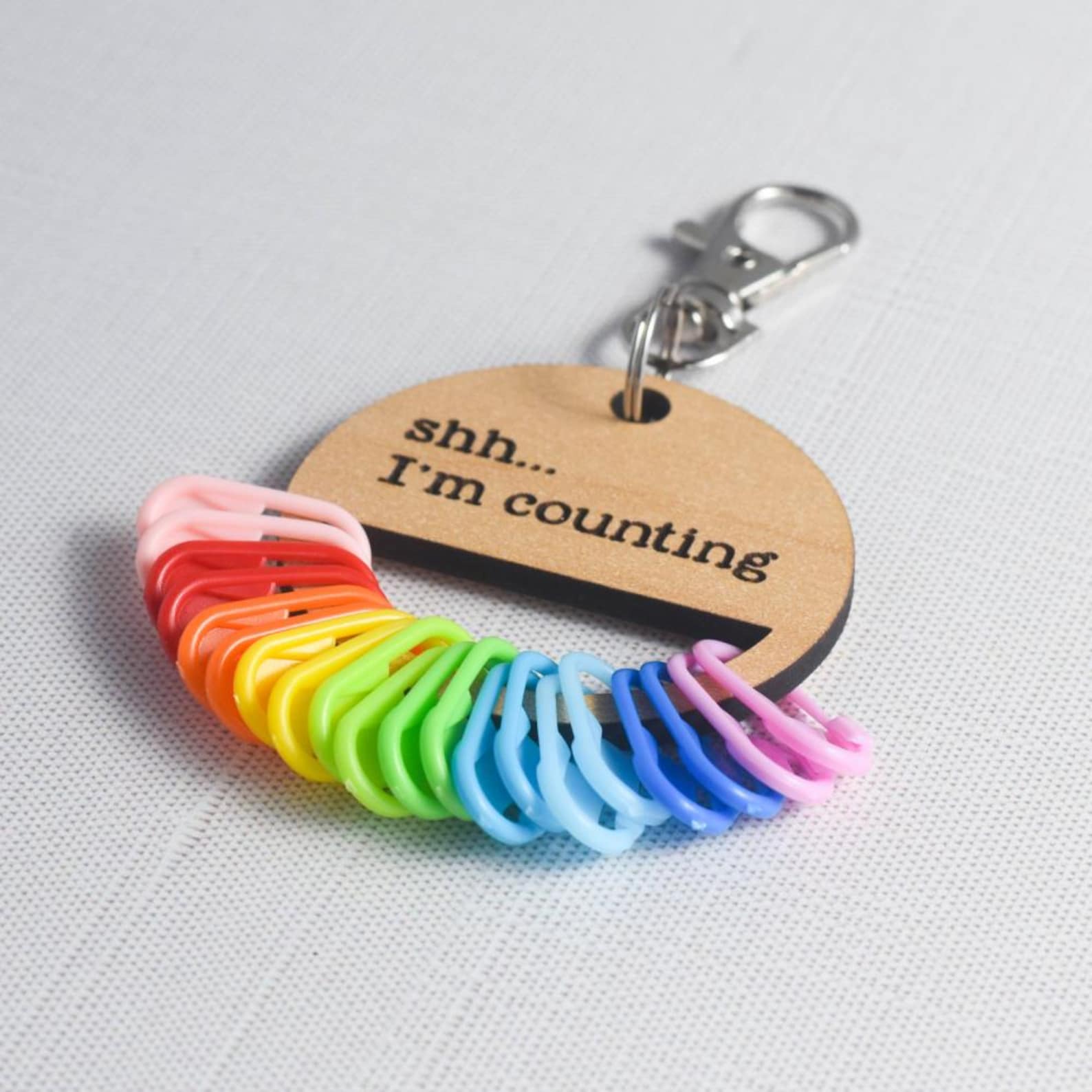 Keychain Marker Set of 20 Locking Stitch Markers Plus Holder, Stitch Marker Holder With ...