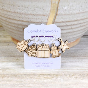 Set of 5 Stitch Markers, Christmas, Laser Engraved Wood Stitch Markers, Cookies, Tree, Angel