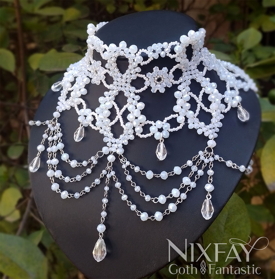 Gothic Victorian White Crystal Choker: Handwoven Statement 