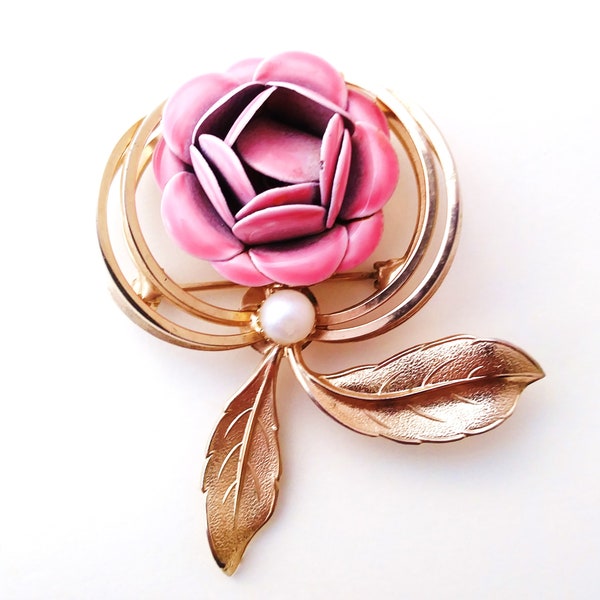 1960s Pink Rose Flower Enamel Pearl Brooch Pin vintage gold tone wire leaf atomic bridal