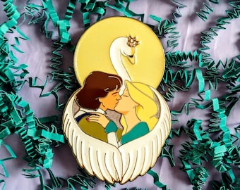 Odette Swan Princess - Moonlight Enchanted Series - Moonlight Kiss - Swan Princess Fantasy Pin