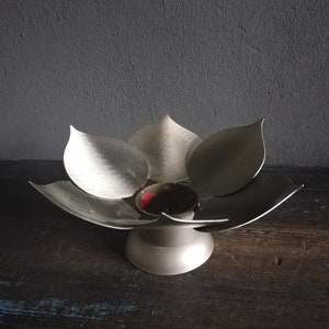 Metal art flower Candle Holder Designer Work