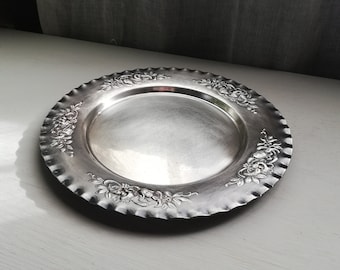 Plato de plata de servicio antiguo