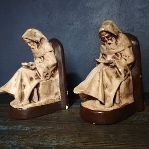 Book ends Antique Massive  and Heavy 2 Kg,Book Holder set of  2