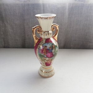 Victorian Style porcelain vase - French porcelain