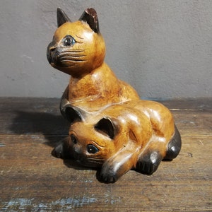 Vintage wooden Cat