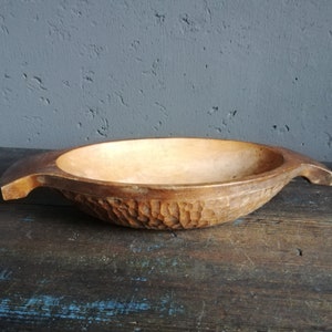 100 jaar oude Ale Bowl Noorse antieke handgesneden kom in een zeer goede staat