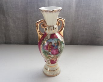 Victorian Style porcelain vase - French porcelain