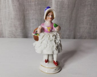 Victorian Style ladies Figurine