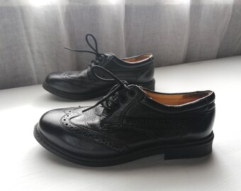 Bleck Leather Shoes / Arthur / - Size 34 eur, 4 us, 2 uk.