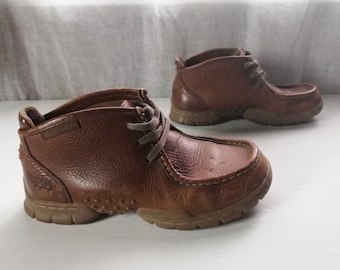 Helly Hansen Boys' Brown Leather Boots . Size 36 eur,  (M5us, W6us), 4 uk.
