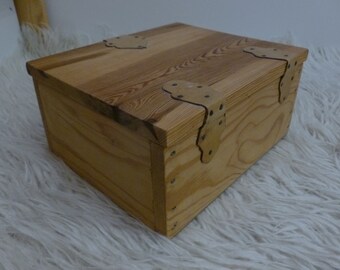 Wooden box - bins - Vintage item.