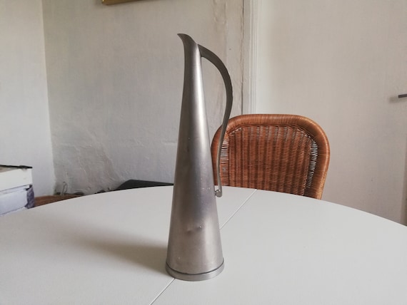 1930年代北欧ヴィンテージ K.TVEITO ピューター マグ ノルウェー ノルウェーのアンティークピューター花瓶：北欧の手作り金属製