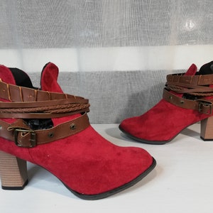 Red Women's Ankle Boots / shoes - Maat EU 43, US 11.5, UK9.5