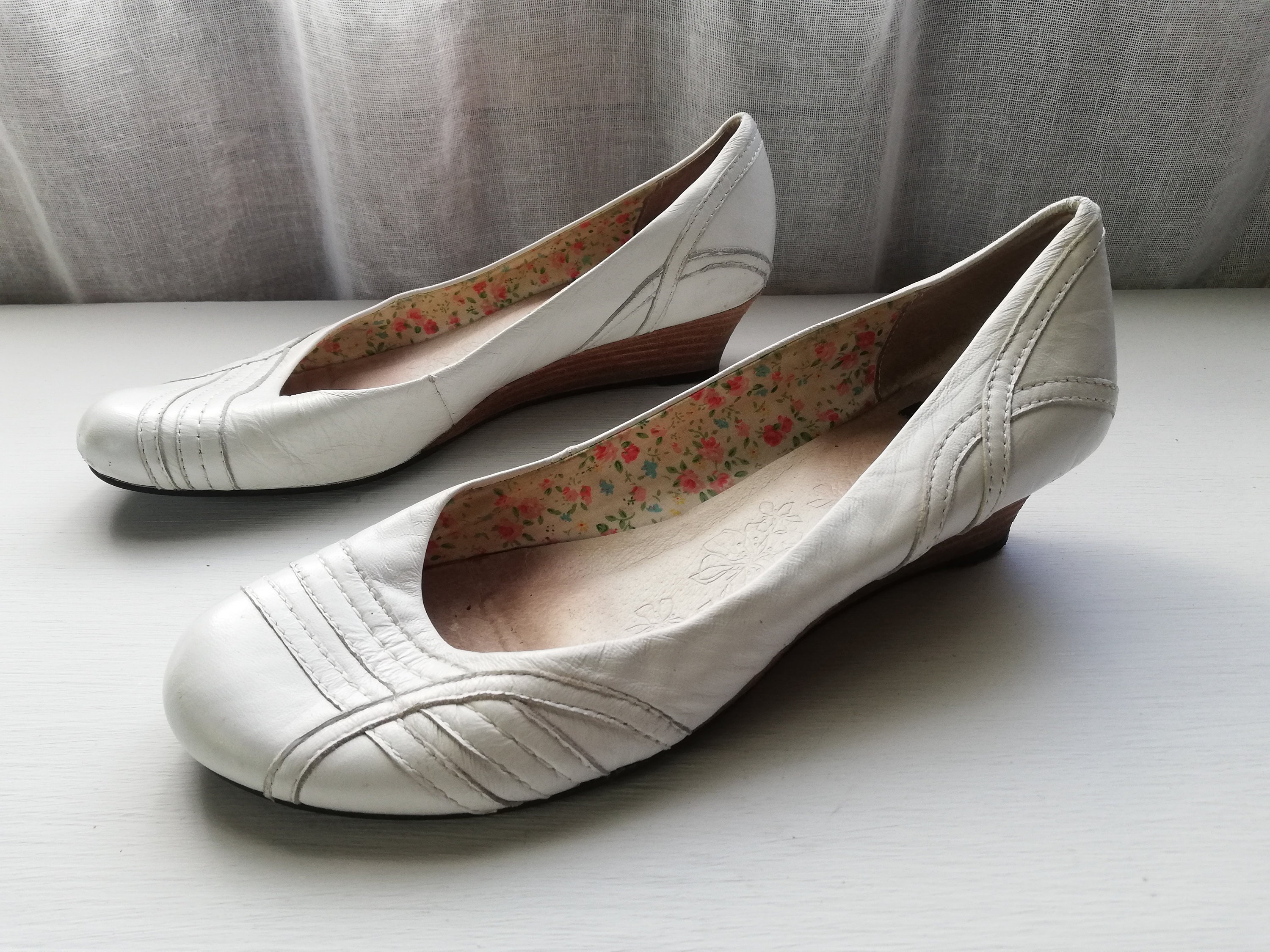 White Leather Women's VAGABOND Shoes. Size Eur 40 9 - Etsy