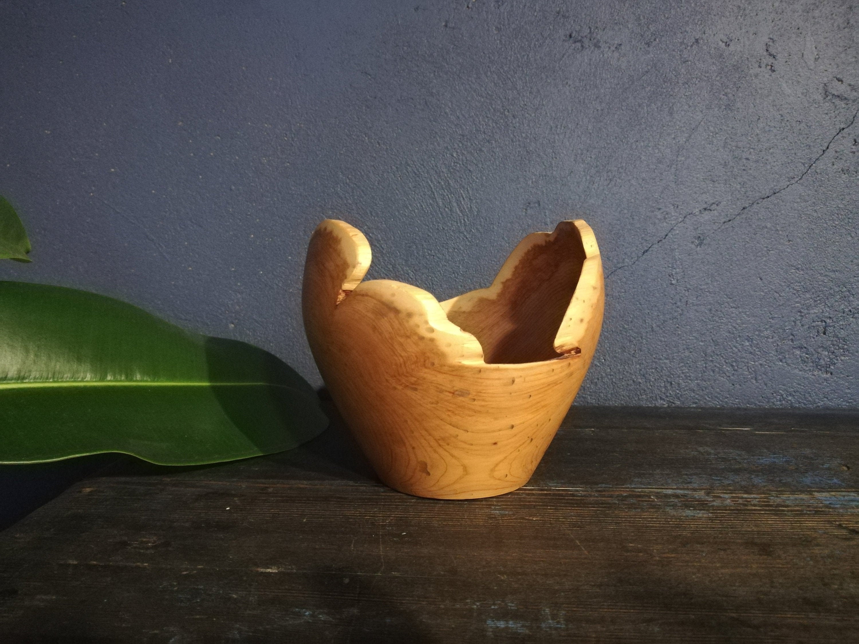 6+ Burl Wood Tray