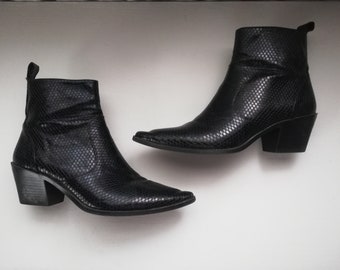 ZARA Trafaluc Stiefeletten – Größe 39 Eur, 8 US, 6 UK