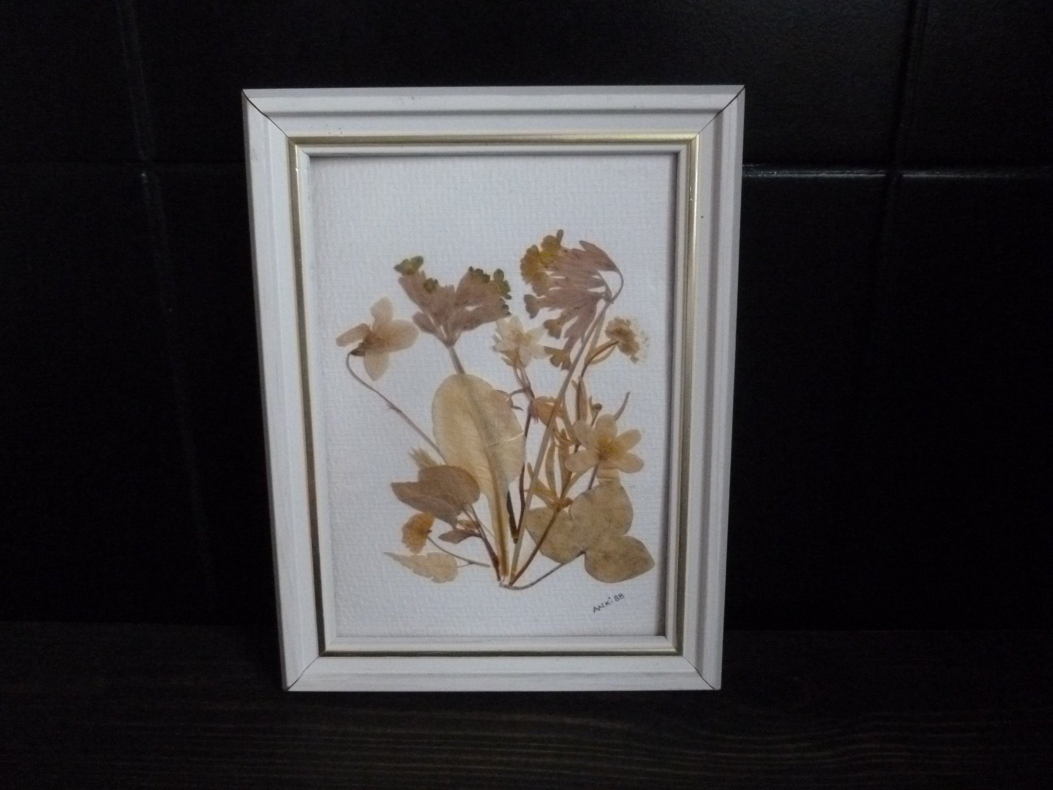 Pressed flowers mounted on paper handwork. Swedish vintage. ANKI 88