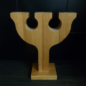 Houten kaars houder - Hand gesneden, traditionele Zweedse folk serviesje. 3 kaars houder