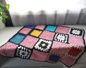 Vintage Crochet Blanket - handmade - Granny Squares - Afghan Blanket