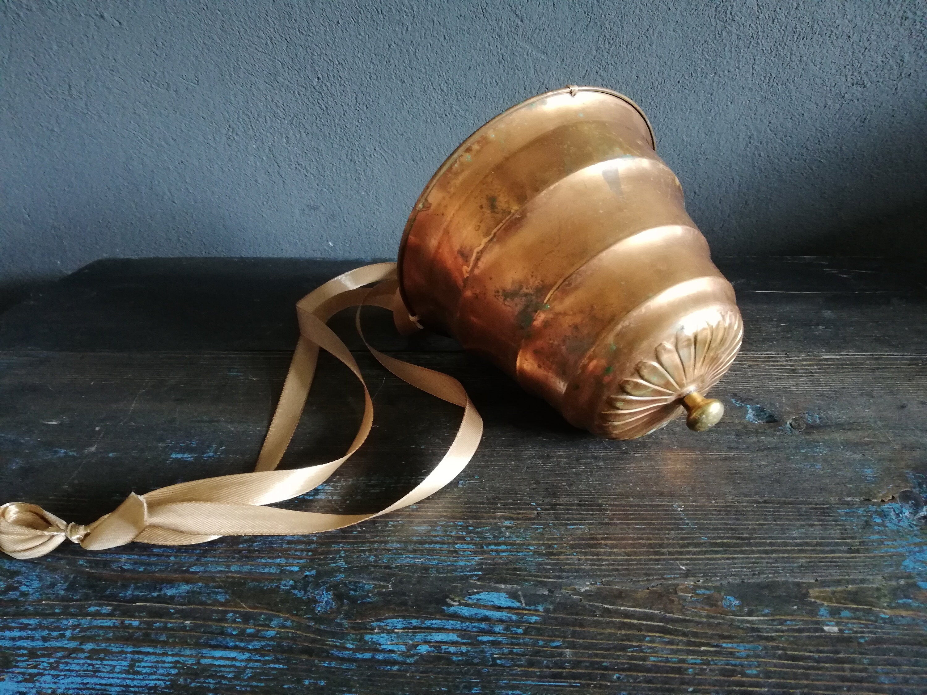 銅製ハンギングプランター：フレンチハーブポット、ホーム