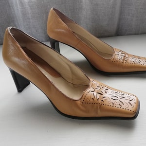 Angela Falconi Leather Shoes Made in Italy . Size  Eur 37, US 6.5, UK 4.5