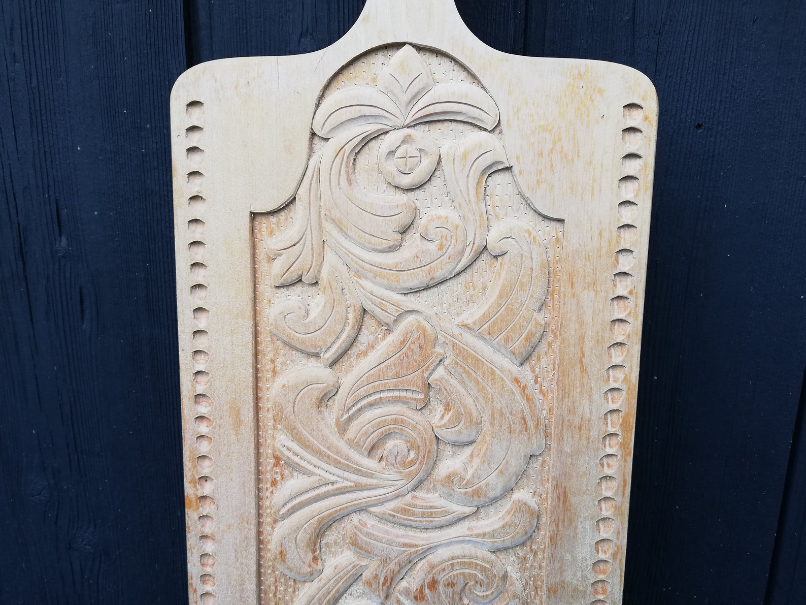 Gallery Detail: Norwegian Vintage Wall Decor Cutting Board Hand Carved Natural Wooden