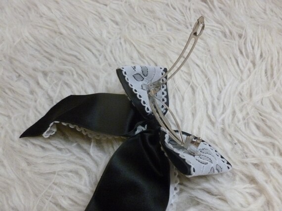 Black and white Hair Bows - image 4