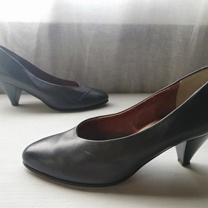 Wiskania Svensk kvalitet Leather Shoes. Made in Sweden . Size  Eur 37, US 6.5, UK 4.5