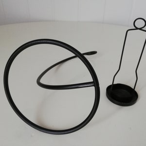 Metal candle holder