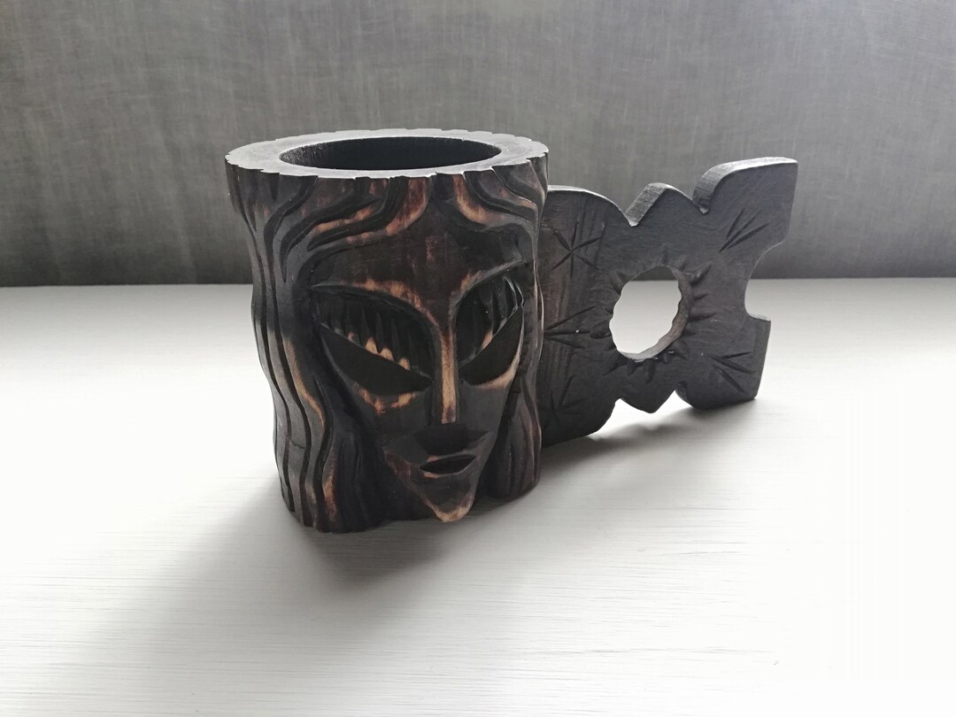 Handgemachter Holzbierkrug Im Fass-Design – Naturbelassen, 8x11 Cm, Umweltfreundlich, Sammlerstück
