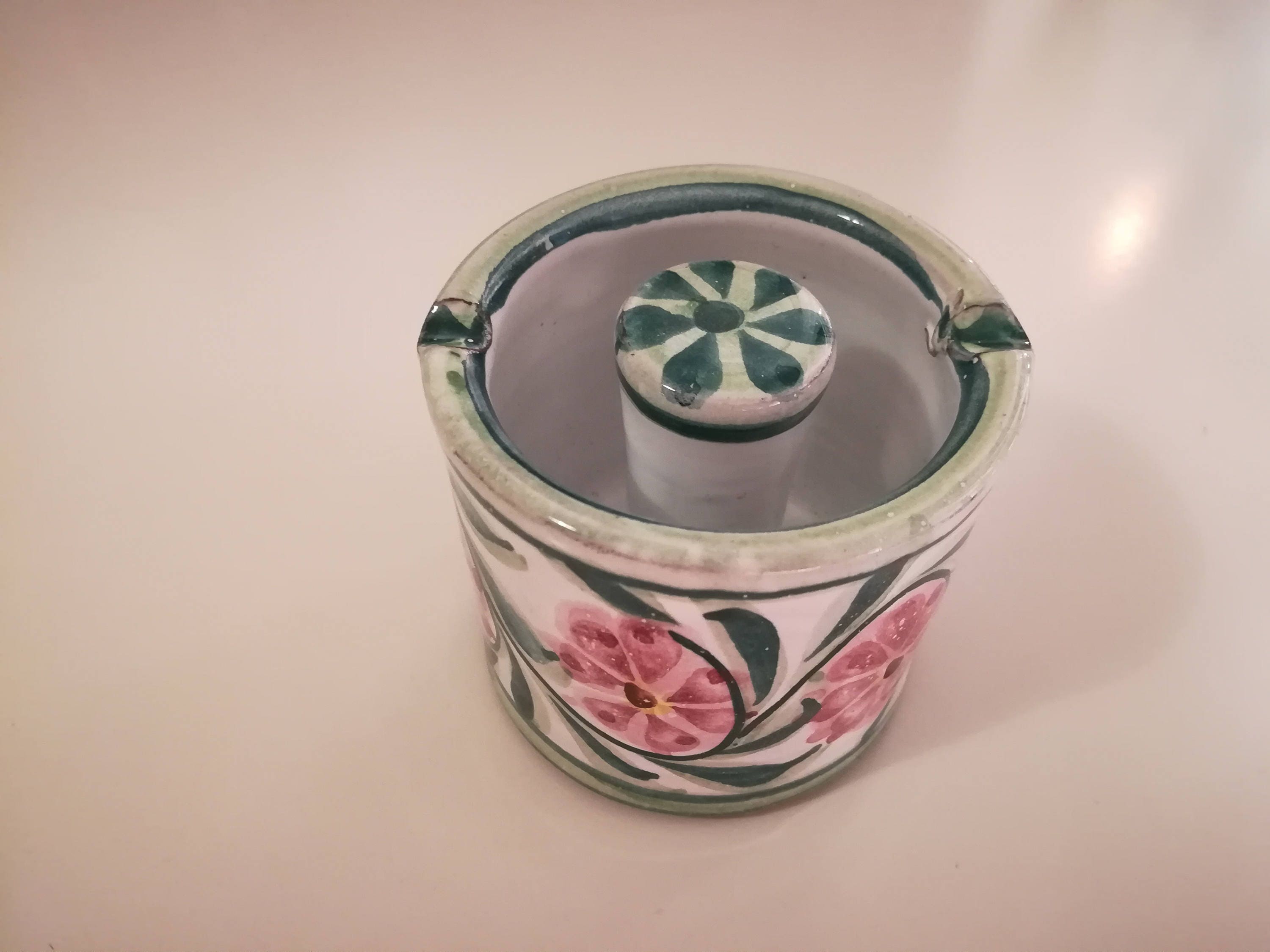 陶器製 花柄 灰皿 陶器製 花柄 灰皿