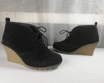 Black  lace up Shoes / Platform shoes - Size EUR 40, US 9, UK 7