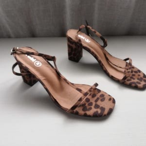Rubi Women&#39;s Leopard Sandals / Shoes. Size - EUR 39 US 8, UK 6,