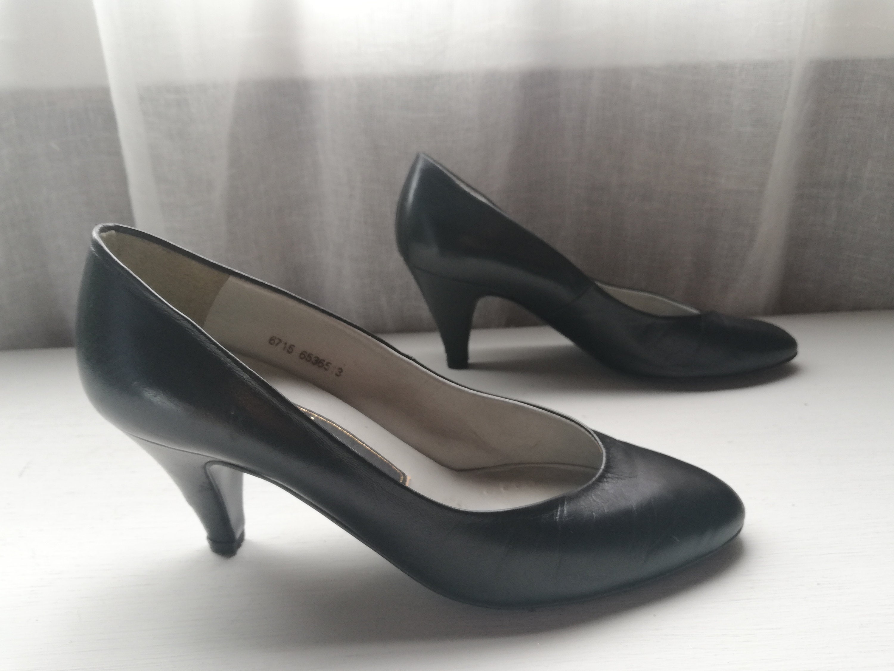 Black Leather Womens Shoes - Size EUR 35, US 5, UK 3. - Etsy