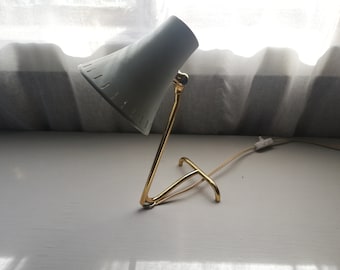 Candeeiro de mesa de latão e metal de meados do século dos anos 70