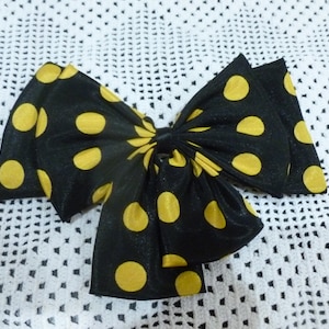 Polka dot Hair Bows