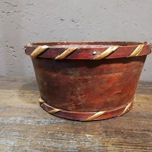 Woden flowerpot