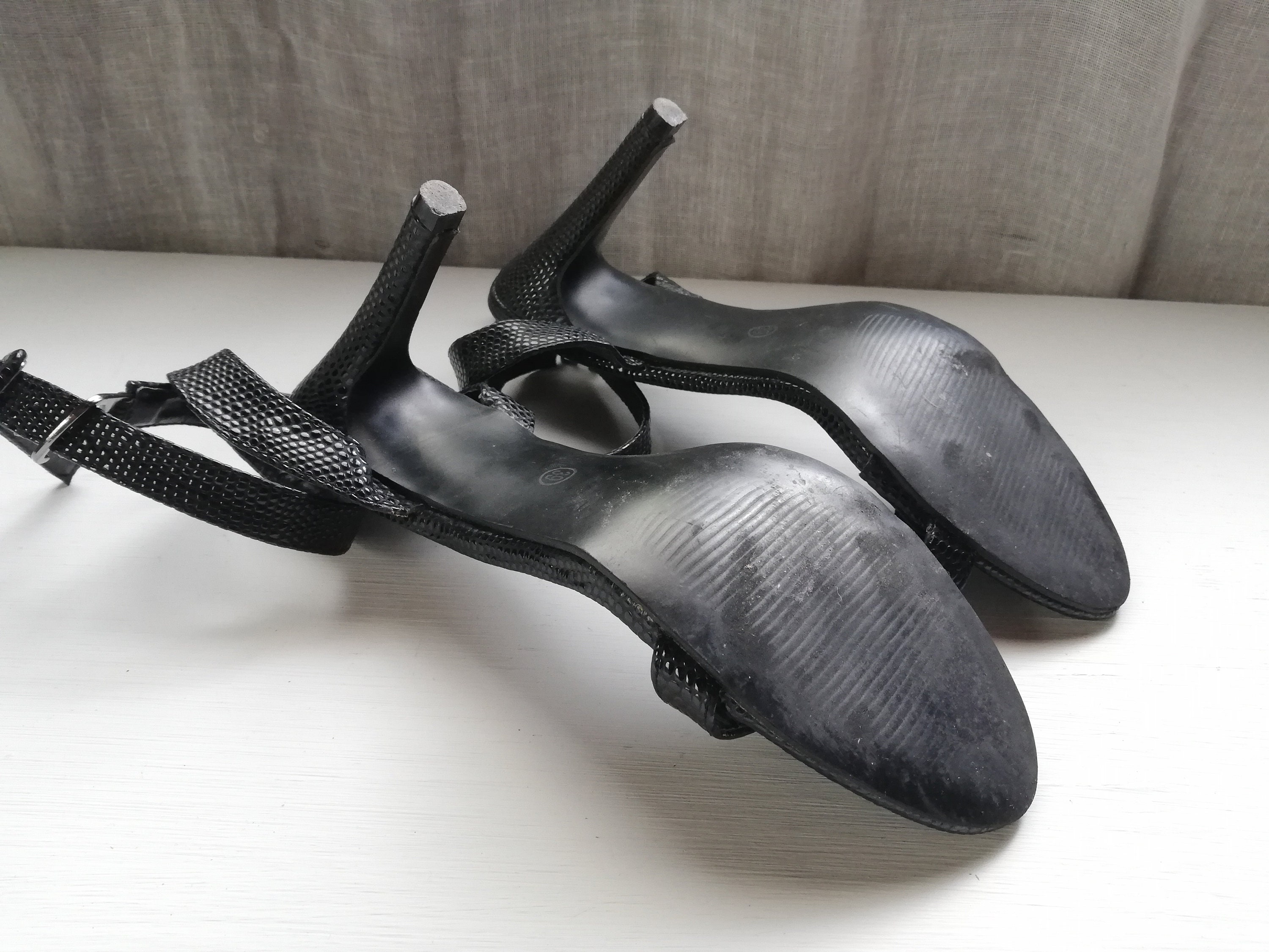 38.5 shoes in uk
