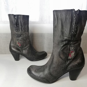 MJUS Womens half - length Boots - Size 39 Eur, 8 US, 6 UK.