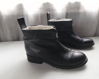 Minimarker leather boots - Size 37 eur, 6.5 us, 4.5 uk.