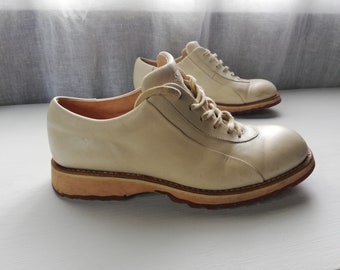 Paraboots: Women's Leather Lace-Up Shoes - EUR 38.5 US 7.5 UK 5.5