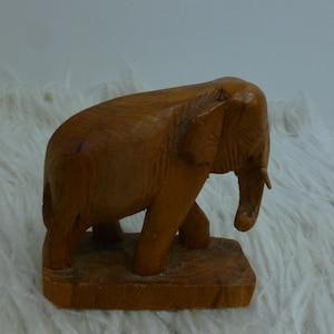 Wooden Elephant Vintage Carving Handmade Home Decor