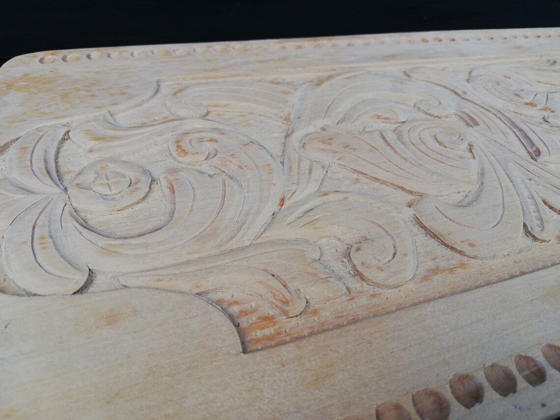 Curated visual reference: Norwegian Vintage Wall Decor Cutting Board Hand Carved Natural Wooden Photo Inspiration