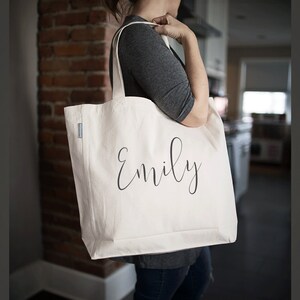 Set of 4 Bridesmaid Tote Bags | Personalized Name Tote Bag | Bridesmaid Gifts | Monogrammed Bags | Monogram Tote Bag | Custom Name Bag