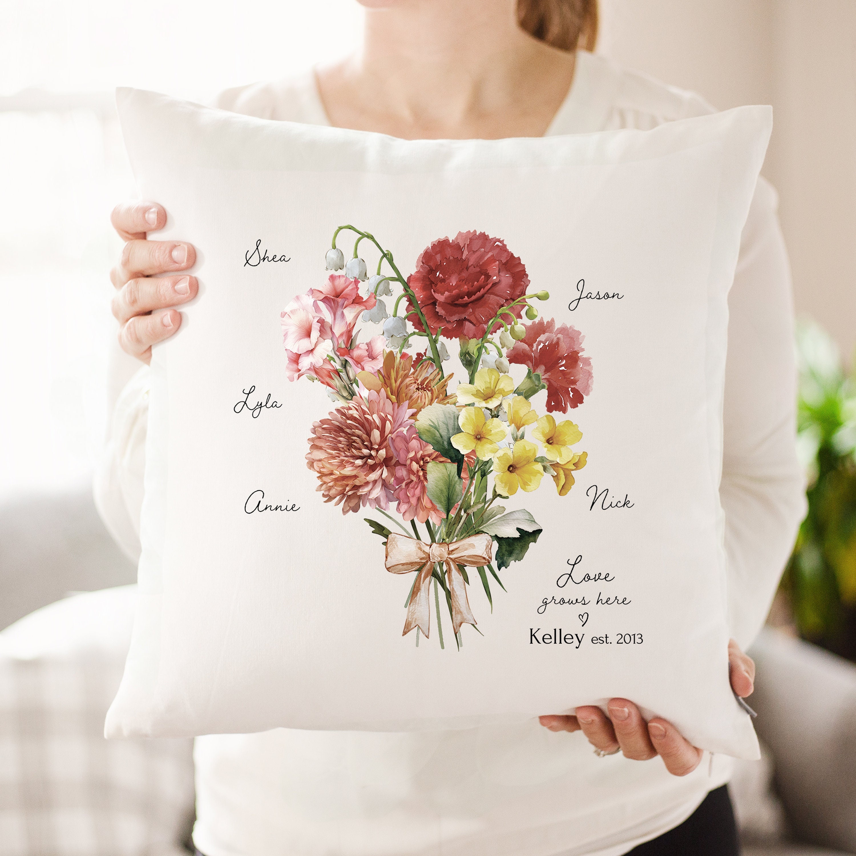 Gift for Mom or Grandma Personalized Garden Pillow Birth Month Flower Art Birth Flower Bouquet Personalized Gift Custom Mother's Day Gift